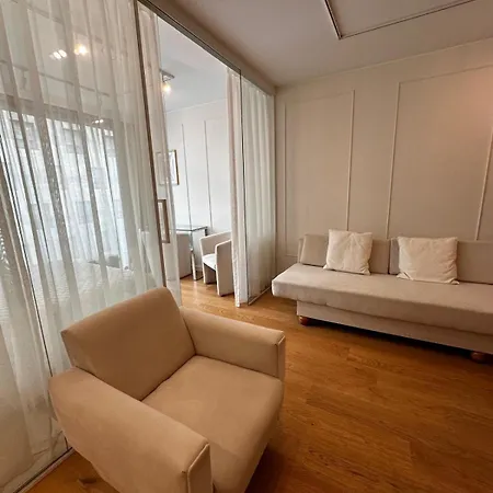 Saskie Unia Art 루블린